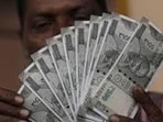 From now on, every drug haul in Punjab will fetch cash rewards for cops and informers. (HT File)