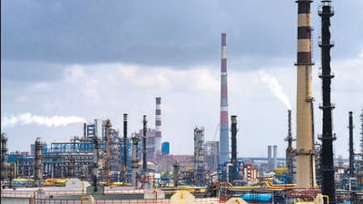 An oil refinery in Mumbai. (Bloomberg) An oil refinery in Mumbai. (Bloomberg)