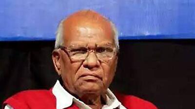 Sangli, India - Feb. 16, 2015 : Veteran leader Govind Pansare was admitted after two unindentified youngsters shot him at Kolhapur, India, on Monday, February 16, 2015. (Photo by Uday Deolekar ) Sangli, India - Feb. 16, 2015 : Veteran leader Govind Pansare was admitted after two unindentified youngsters shot him at Kolhapur, India, on Monday, February 16, 2015. (Photo by Uday Deolekar )