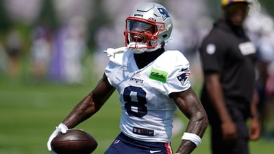New England Patriots wide receiver Stefon Diggs (8) reacts after catching a pass during a joint NFL football training camp with the Minnesota Vikings (AP) New England Patriots wide receiver Stefon Diggs (8) reacts after catching a pass during a joint NFL football training camp with the Minnesota Vikings (AP)