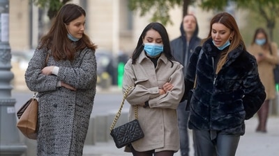 Yolo County's health officer warns people to wear mask amid COVID outbreak. (Representative image/Pixabay)