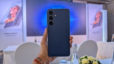 Samsung Galaxy S25 FE 5G first look in Navy Blue colour variant. (Aishwarya Panda-HT)
