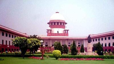 The court on July 31 directed the MCD to ensure daily maintenance and cleaning of the area around the monument. (HT PHOTO) The court on July 31 directed the MCD to ensure daily maintenance and cleaning of the area around the monument. (HT PHOTO)