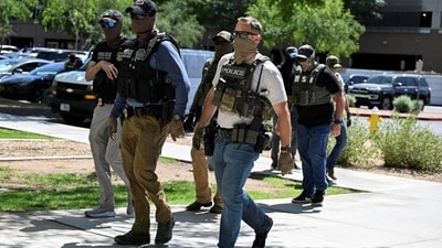 Agency That Issues Visas and Green Cards Is Hiring Armed Agents Agency That Issues Visas and Green Cards Is Hiring Armed Agents