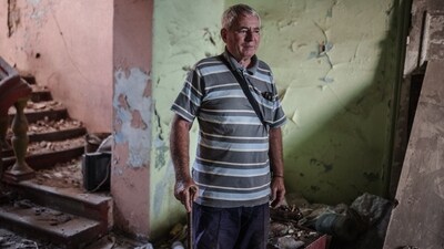 In Front-Line Ukrainian Towns, Those Who Stayed Become Moving Targets In Front-Line Ukrainian Towns, Those Who Stayed Become Moving Targets