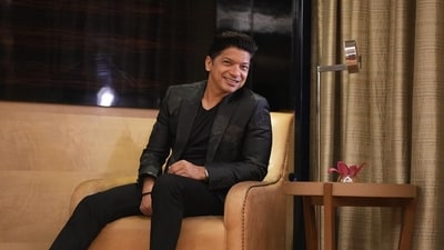 Shaan said that it is wrong to artificially produce the voice of a dynamic singer with the help of technology. Shaan said that it is wrong to artificially produce the voice of a dynamic singer with the help of technology.