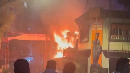 A fire broke out in a firecracker shop in Malad in north Mumbai on Thursday, though no one was injured. (ANI)