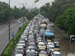 Snarl near ISBT on Friday. (Vipin Kumar/HT Photo)