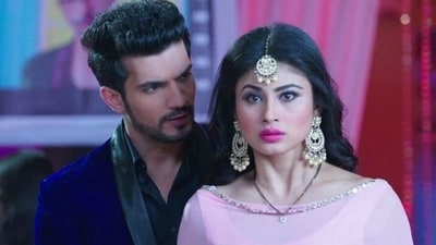 Arjun Bijlani defends Naagin amid criticism of it being regressive. Arjun Bijlani defends Naagin amid criticism of it being regressive.