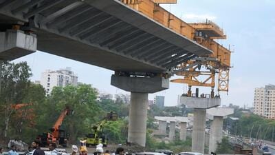 Except Sinhagad Road flyover, projects at Katraj (in pic), University Chowk and Koregaon Park remain stuck in delays. (MAHENDRA KOLHE/HT) Except Sinhagad Road flyover, projects at Katraj (in pic), University Chowk and Koregaon Park remain stuck in delays. (MAHENDRA KOLHE/HT)