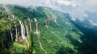 Laitduh village will operate tourism activities at Weisawdong Falls, while the Riat Arliang parking lot under Umblai village will remain available for tourist vehicle parking. (Representative photo) Laitduh village will operate tourism activities at Weisawdong Falls, while the Riat Arliang parking lot under Umblai village will remain available for tourist vehicle parking. (Representative photo)
