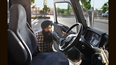 The North American Punjabi Truckers Association estimates that the Sikh workforce makes up about 40% of truck driving on the US West Coast and about 20% nationwide. (AP) The North American Punjabi Truckers Association estimates that the Sikh workforce makes up about 40% of truck driving on the US West Coast and about 20% nationwide. (AP)
