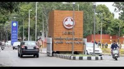 The commission has asked PGIMER to submit a report detailing the facts and the action taken in the matter within 15 days. (HT File Photo)