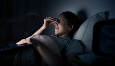Most people think heart attacks strike randomly. But your highest risk is in the early morning hours, while you’re still in bed. (Freepik) Most people think heart attacks strike randomly. But your highest risk is in the early morning hours, while you’re still in bed. (Freepik)