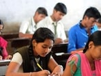 WBSSC to use unique security feature in question paper in teacher recruitment exam: Chairman(Bachchan kumar / HT file)
