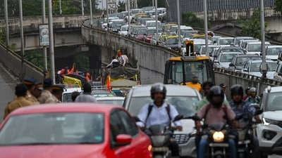 In an X post, Mumbai Police said, “ In view of Anant Chaturdashi and Ganpati Visarjan, the following traffic arrangement will be in place.” (HT Photo/Representational Image) In an X post, Mumbai Police said, “ In view of Anant Chaturdashi and Ganpati Visarjan, the following traffic arrangement will be in place.” (HT Photo/Representational Image)