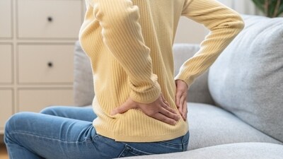 Don't let your back pain get worse. Know the signs. (Shutterstock) Don't let your back pain get worse. Know the signs. (Shutterstock)