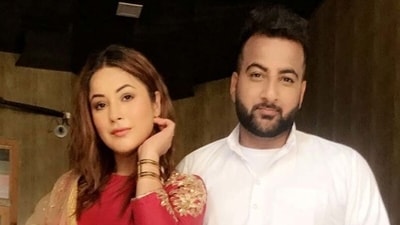 Shehbaz Badesha with his sister and actor Shehnaaz Gill. Shehbaz Badesha with his sister and actor Shehnaaz Gill.