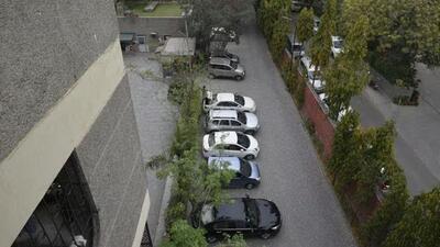 A man assaulted his neighbour at Satyam Apartments in Zirakpur for hogging parking space. (HT Photo)