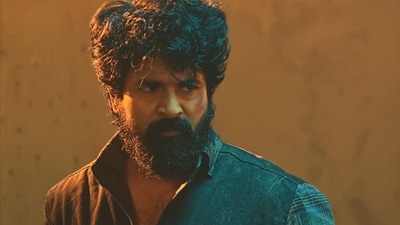 Madharaasi box office collection day 3: Sivakarthikeyan in a still from the AR Murugadoss film. Madharaasi box office collection day 3: Sivakarthikeyan in a still from the AR Murugadoss film.
