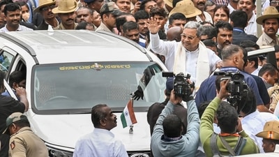 Bengaluru traffic fine discount scheme: Siddaramaiah paid ₹2,500 for seven violations, while Vijayendra cleared ₹3,250 for ten. (PTI) Bengaluru traffic fine discount scheme: Siddaramaiah paid ₹2,500 for seven violations, while Vijayendra cleared ₹3,250 for ten. (PTI)