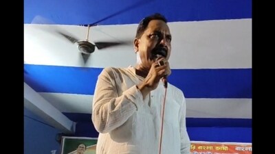 Abdur Rahim Bakshi also urged the residents of Malda district to “tear down BJP flags” and boycott the party. (Video Screengrab) Abdur Rahim Bakshi also urged the residents of Malda district to “tear down BJP flags” and boycott the party. (Video Screengrab)