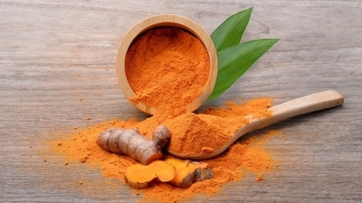 Turmeric, particularly its active compound curcumin, may have potential benefits for liver health due to its anti-inflammatory and antioxidant properties. (Shutterstock) Turmeric, particularly its active compound curcumin, may have potential benefits for liver health due to its anti-inflammatory and antioxidant properties. (Shutterstock)