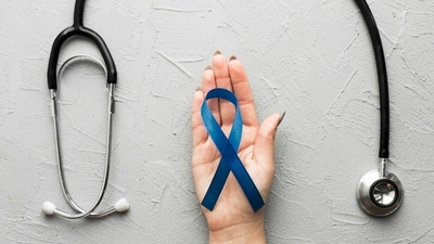 Dr. Jain highlights that early prostate cancer is often asymptomatic, stressing the importance of regular check-ups for men over 50. (Freepik) Dr. Jain highlights that early prostate cancer is often asymptomatic, stressing the importance of regular check-ups for men over 50. (Freepik)