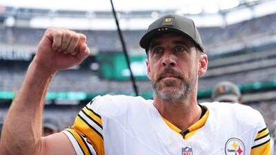Aaron Rodgers of the Pittsburgh Steelers reacts after beating the New York Jets 34-32 at MetLife Stadium on September. (Getty Images via AFP) Aaron Rodgers of the Pittsburgh Steelers reacts after beating the New York Jets 34-32 at MetLife Stadium on September. (Getty Images via AFP)