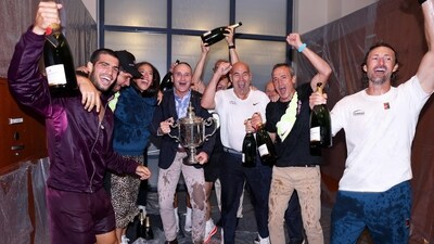 Carlos Alcaraz celebrated his US Open victory with champagne and a night out at Manhattan's Chez Margaux. (Photo by CLIVE BRUNSKILL / GETTY IMAGES NORTH AMERICA / Getty Images via AFP) (Getty Images via AFP)