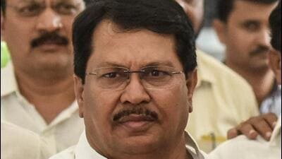 Mumbai, India - June 24, 2019: Senior Congress leader Vijay Wadettiwar was appointed as the new Leader of Opposition (LoP) in the Maharashtra Legislative Assembly at Vidhan Bhavan in Mumbai, India, on Monday, June 24, 2019. (Photo by Kunal Patil/Hindustan Times) (Kunal Patil/HT Photo) Mumbai, India - June 24, 2019: Senior Congress leader Vijay Wadettiwar was appointed as the new Leader of Opposition (LoP) in the Maharashtra Legislative Assembly at Vidhan Bhavan in Mumbai, India, on Monday, June 24, 2019. (Photo by Kunal Patil/Hindustan Times) (Kunal Patil/HT Photo)