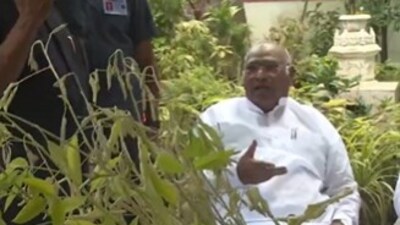 Kumaraswamy expressed disappointment over the senior leader’s conduct. (X/@hd_kumaraswamy)