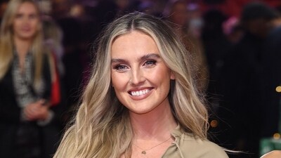 Perrie Edwards is pregnant, she's expecting her second child with her fiance, Alex Oxlade-Chamberlain Perrie Edwards is pregnant, she's expecting her second child with her fiance, Alex Oxlade-Chamberlain