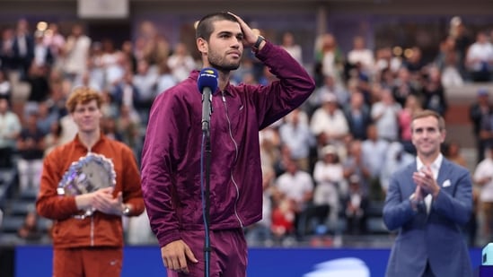 Carlos Alcaraz makes his winners speech after win vs Jannik Sinner during their Men's Singles Final at USTA Billie Jean King National Tennis Center (Getty Images via AFP)