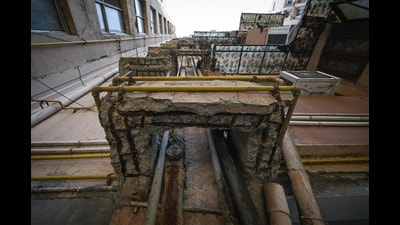 Built between 2007–10, the 336 Signature View flats were declared dangerous; MCD had issued demolition orders in 2023 following IIT Delhi’s report. (HT Archive) Built between 2007–10, the 336 Signature View flats were declared dangerous; MCD had issued demolition orders in 2023 following IIT Delhi’s report. (HT Archive)