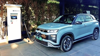 With a focus on Tamil Nadu, Hyundai plans 100 fast-charging stations, bolstering its commitment to electric mobility and reducing range anxiety for EV drivers. With a focus on Tamil Nadu, Hyundai plans 100 fast-charging stations, bolstering its commitment to electric mobility and reducing range anxiety for EV drivers.