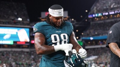 Jalen Carter (98) walks off the field after being ejected during the first quarter of the game against the Dallas Cowboys (IMAGN IMAGES via Reuters Connect)