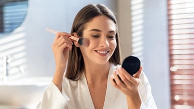 How to avoid cakey makeup: Tips to help (Shutterstock) How to avoid cakey makeup: Tips to help (Shutterstock)