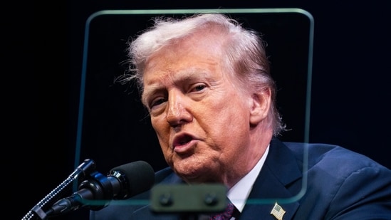 An official statement from White House said that the “Epstein birthday note” signature doesn’t belong to Donald Trump. (Bloomberg)