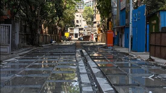 Mumbai, India. Mar 17, 2025: BMC repaired the road near KES school at Kandivali, Mumbai. Mumbai, India. Mar 17, 2025. (Photo by Raju Shinde/HT Photo) (Hindustan Times)