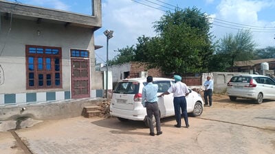 A CBI team in Bhiwani’s Singhani village. (HT Photo) A CBI team in Bhiwani’s Singhani village. (HT Photo)
