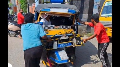 Eleven students of a government school had a narrow escape after the autorickshaw they were travelling in crashed into a tractor-trailer at Raikot Road in Jagraon on Wednesday afternoon. Two of the students suffered minor injuries and were rushed to a nearby hospital for treatment. They were discharged after administering first aid. (HT Photo) Eleven students of a government school had a narrow escape after the autorickshaw they were travelling in crashed into a tractor-trailer at Raikot Road in Jagraon on Wednesday afternoon. Two of the students suffered minor injuries and were rushed to a nearby hospital for treatment. They were discharged after administering first aid. (HT Photo)