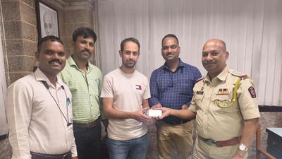 He was returning to his hotel in Colaba when the incident occurred.