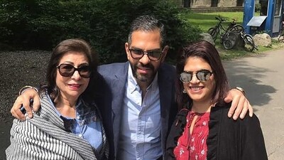 Mandhira Kapur alleges family members coerced their mother Rani Kapur into signing documents regarding Sunjay Kapur's empire while she was grieving. Mandhira Kapur alleges family members coerced their mother Rani Kapur into signing documents regarding Sunjay Kapur's empire while she was grieving.