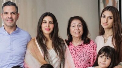 Rani Kapur had called her son Sunjay Kapur's death as "highly suspicious and unexplained circumstances." (X/Sunjay Kapur) Rani Kapur had called her son Sunjay Kapur's death as "highly suspicious and unexplained circumstances." (X/Sunjay Kapur)