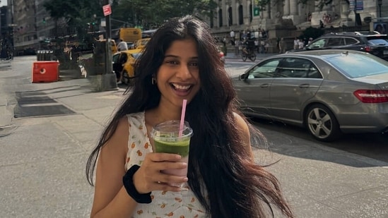 Influencer Anushka Rathod warns against hidden fees at NYC hotels (Instagram/@anushkarathod98)