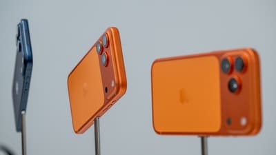 iPhone 17 Pro In Cosmic Orange. (Bloomberg)