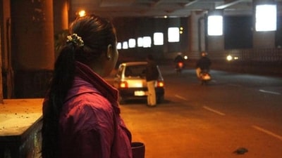 The swift action by the Bengaluru traffic police officer drew praise, emphasizing the importance of quick responses in ensuring women's safety. (Representative image) (Hindustan Times)