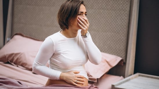 It is often less discussed during a woman's pregnancy that the placenta isn't just influenced by the egg; it also responds to signals from the sperm. (Freepik)