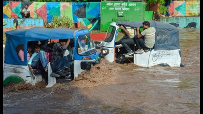 Agra is battling one of its worst floods in recent years, with Yamuna breaching the danger mark, submerging low-lying areas of the Taj city. (FILE PHOTO) Agra is battling one of its worst floods in recent years, with Yamuna breaching the danger mark, submerging low-lying areas of the Taj city. (FILE PHOTO)